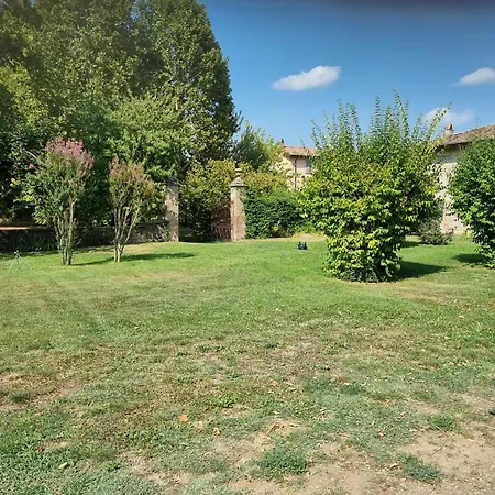 Castello Di Lisignano - Storia Pace E Tradizione *
