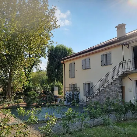 Castello Di Lisignano - Storia Pace E Tradizione * Agazzano