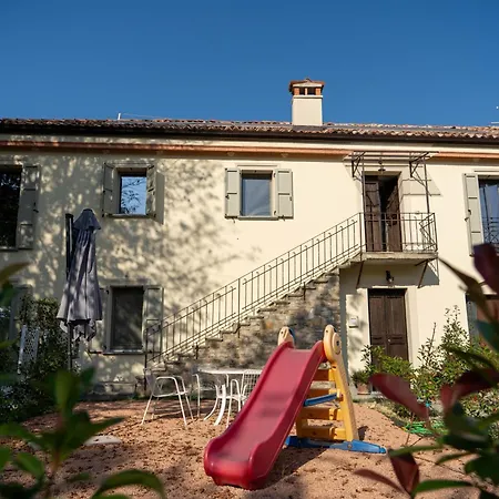 Castello Di Lisignano - Storia Pace E Tradizione Agazzano