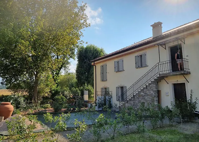 Castello Di Lisignano - Storia Pace E Tradizione * Agazzano