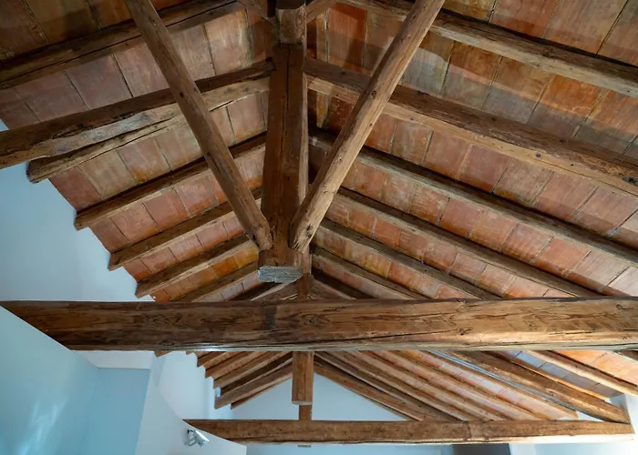 Castello Di Lisignano - Storia Pace E Tradizione