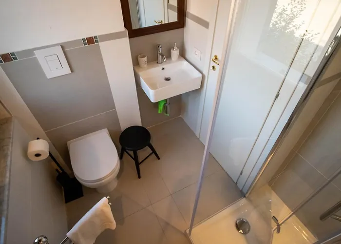 Castello Di Lisignano - Storia Pace E Tradizione דירה Agazzano