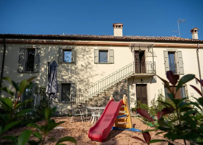 Castello Di Lisignano - Storia Pace E Tradizione Agazzano