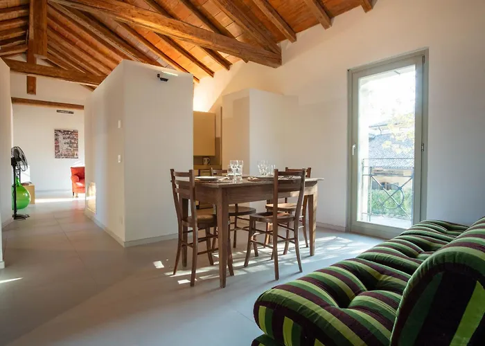 Castello Di Lisignano - Storia Pace E Tradizione *