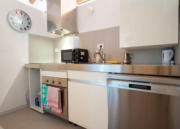 Castello Di Lisignano - Storia Pace E Tradizione דירה Agazzano