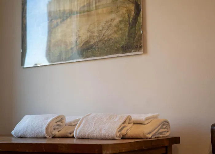 Castello Di Lisignano - Storia Pace E Tradizione